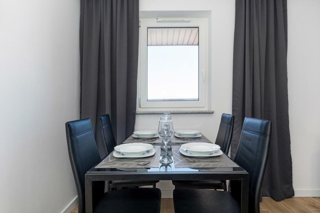 Apartamenty Sloneczne Tarasy By Noclegi Renters Dziwnówek Exteriör bild